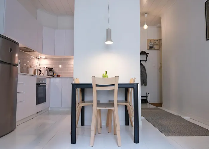 Cozy & Peaceful Kallio Near Everything Apartment *